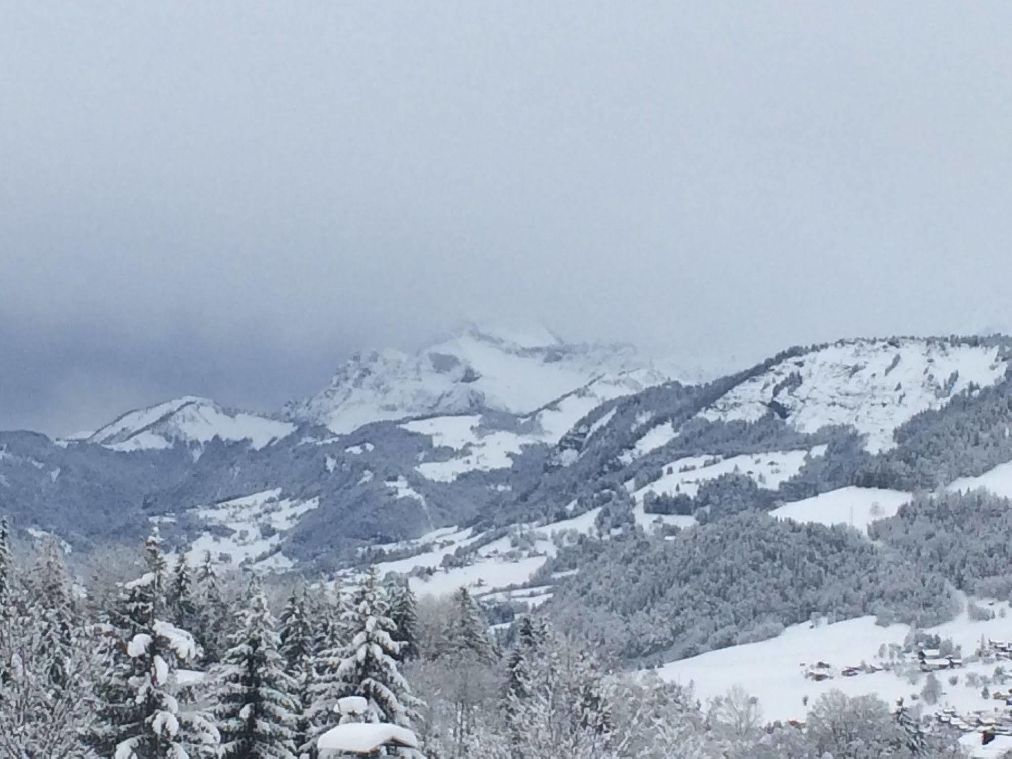 La Ferme Du Golf Hotel Megeve Luaran gambar